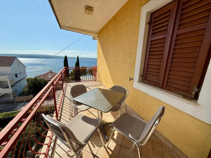 Comfortable apartments in an authentic 1930s villa, Apartmani Ruža