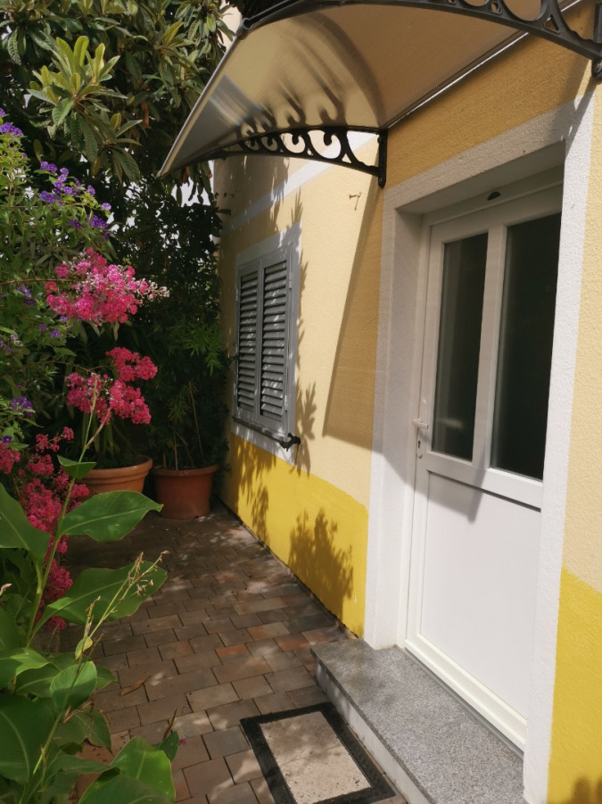 Apartment 4, Apartmani Ruža