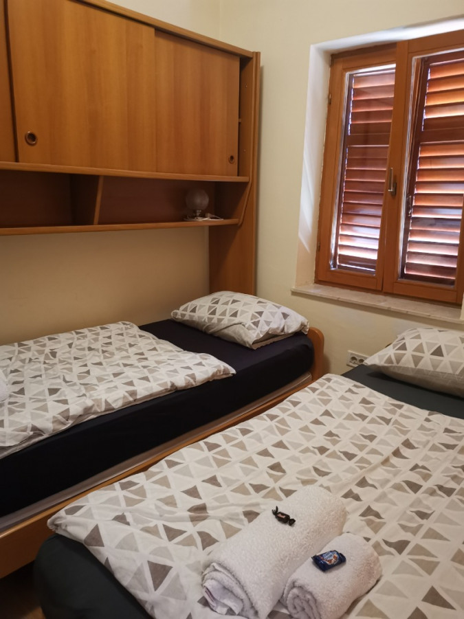 Apartment 3, Apartmani Ruža