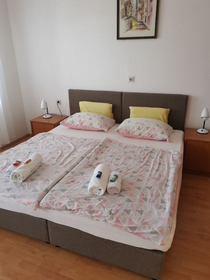 Apartment 2, Apartmani Ruža