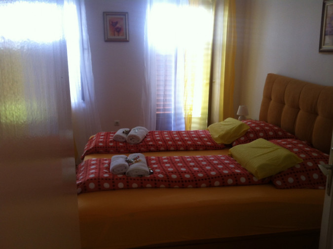 Apartment 1, Apartmani Ruža