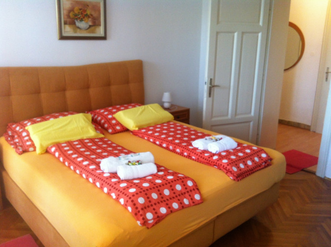 Apartment 1, Apartmani Ruža